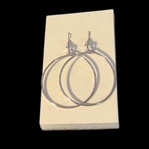 💖5/$25💖 SSEKO AFRICAN SILVER DANGLE HOOP EARRINGS